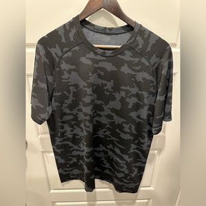Lululemon Metal Vent Tech Shirt